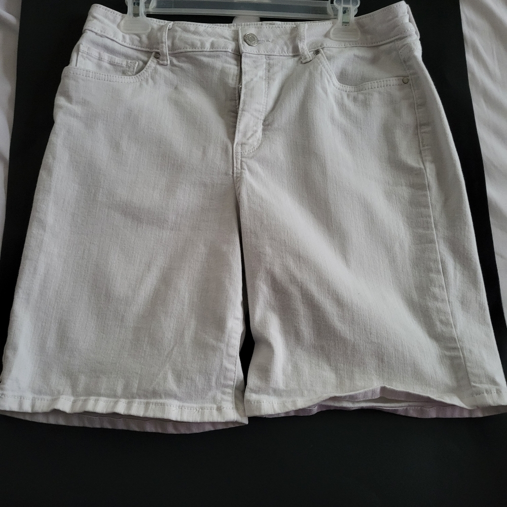 Croft & Barrow women shorts